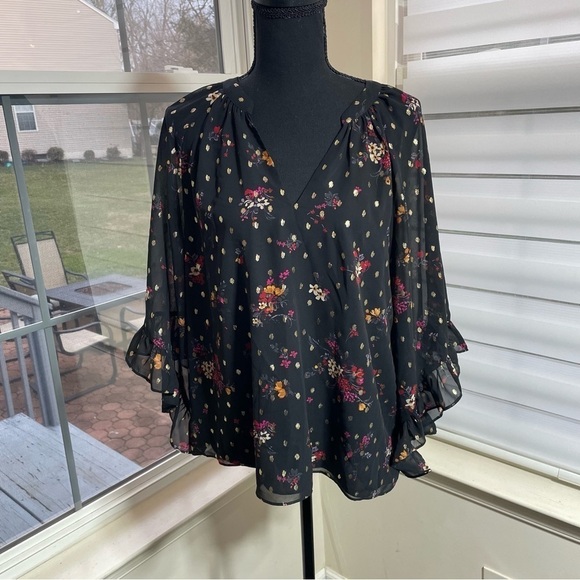 Vince Camuto Women’s Metallic Floral Print top Blouse L wear to work ruffle - Picture 1 of 7